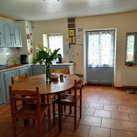 Holiday home Maison Entiere 2