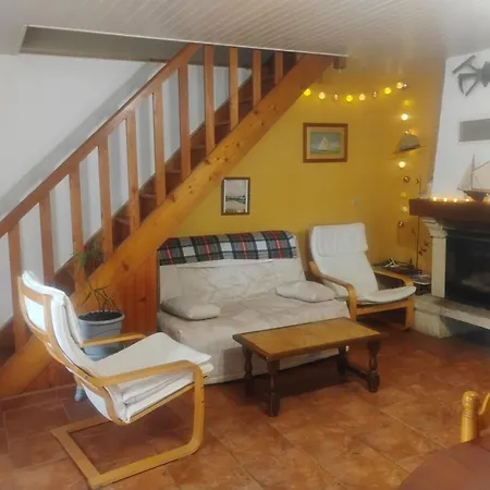 Maison Entiere 2 *