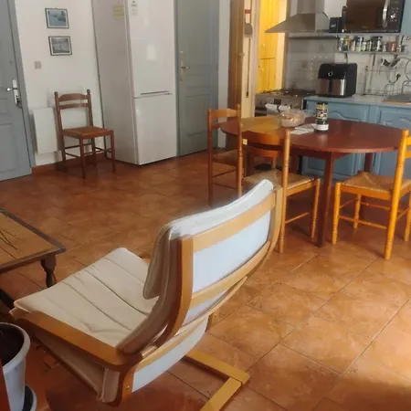 Дом отдыха Maison Entiere 2 *