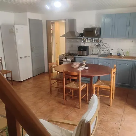 Дом отдыха Maison Entiere 2 *