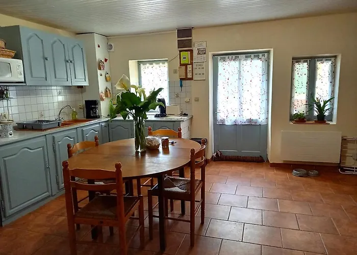 Holiday home Maison Entiere 2