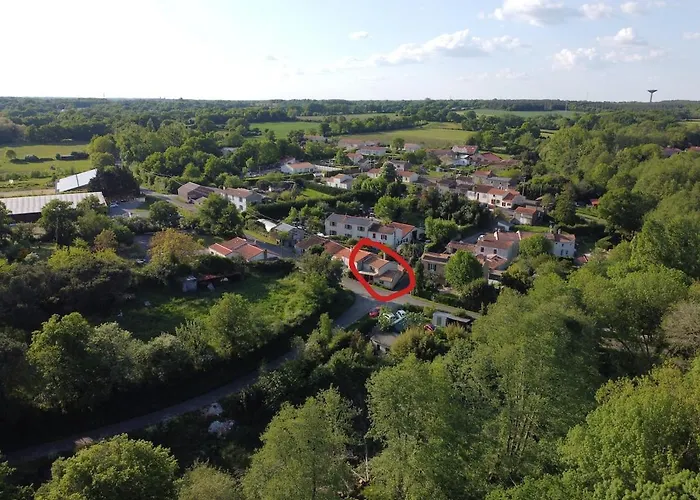 Maison Entiere 2 Holiday home *